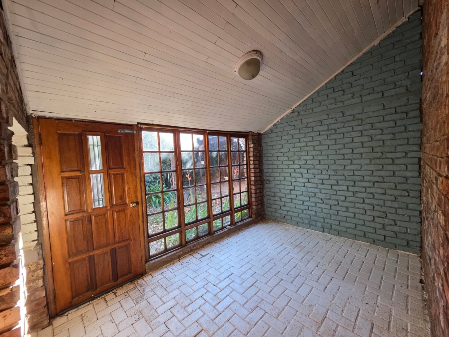 To Let 3 Bedroom Property for Rent in Langenhovenpark Free State